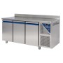 DALMEC - Table réfrigérée avec dosseret - Positive 0/+10°C - 460 L - 3 portes - Groupe logé