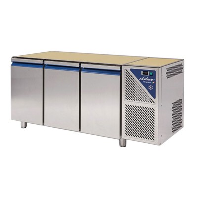 DALMEC - Table réfrigérée positive 0/+10°C - 460 L - 3 portes - Sans dessus - Sans groupe logé