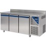 DALMEC - Table réfrigérée avec dosseret - Positive 0/+10°C - 606 L - 3 portes pleines - P. 800 - 600 x 400