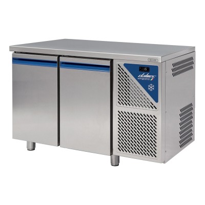DALMEC - Table réfrigérée négative avec dosseret -18/-22°C - 606 L - 3 portes pleines - Avec groupe logé