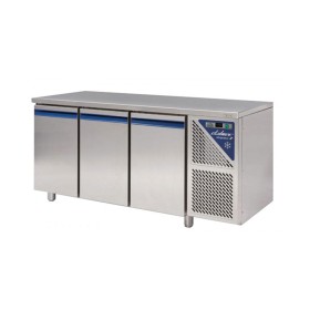 DALMEC - Déclassé - Desserte réfrigérée positive 0/+10°C - 350 L - 3 portes - Groupe logé