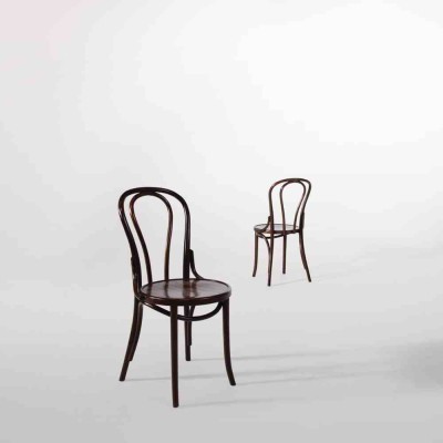 FAMEG - Chaises bistrot en bois courbé finition noyer