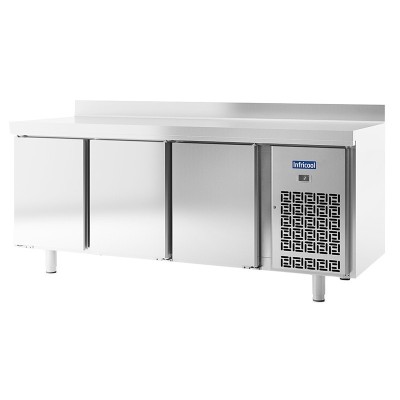 INFRICOOL - Table réfrigérée 3 portes profondeur 600 mm avec dosseret